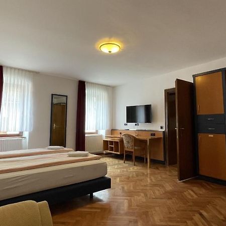 Z House Apartment Sibiu Bagian luar foto