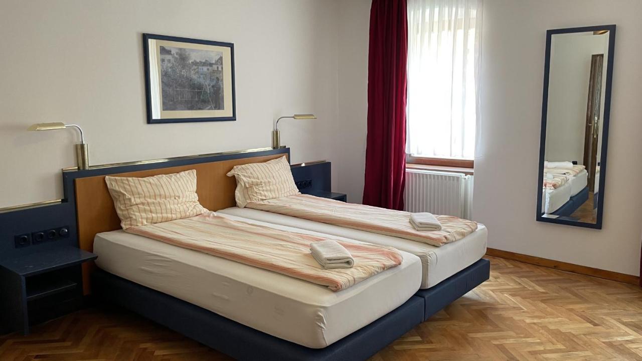 Z House Apartment Sibiu Bagian luar foto