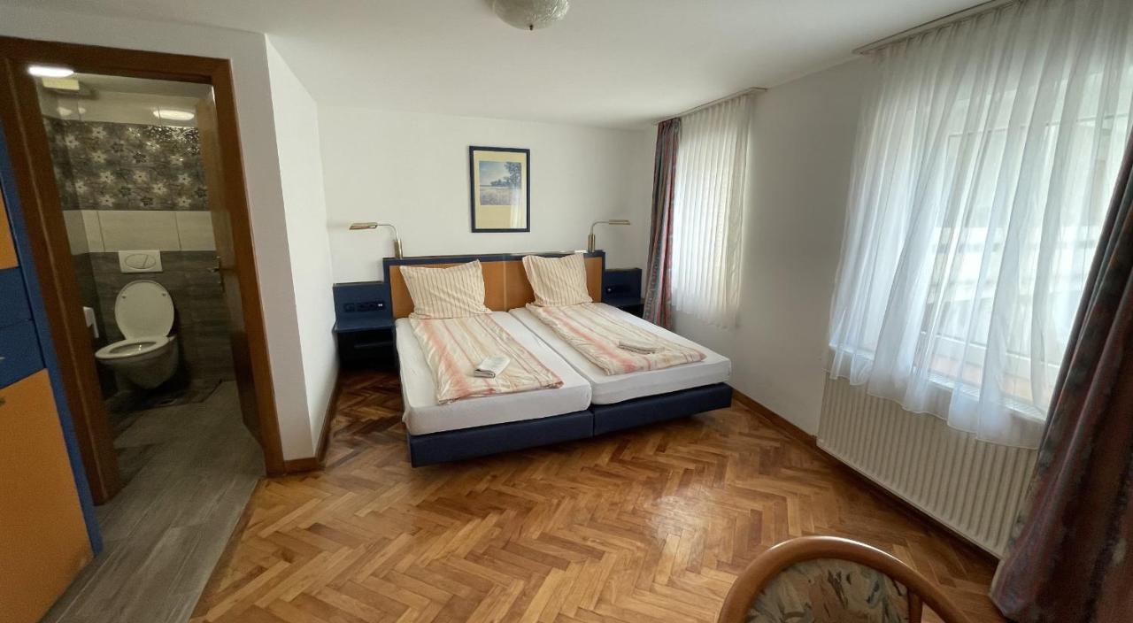 Z House Apartment Sibiu Bagian luar foto