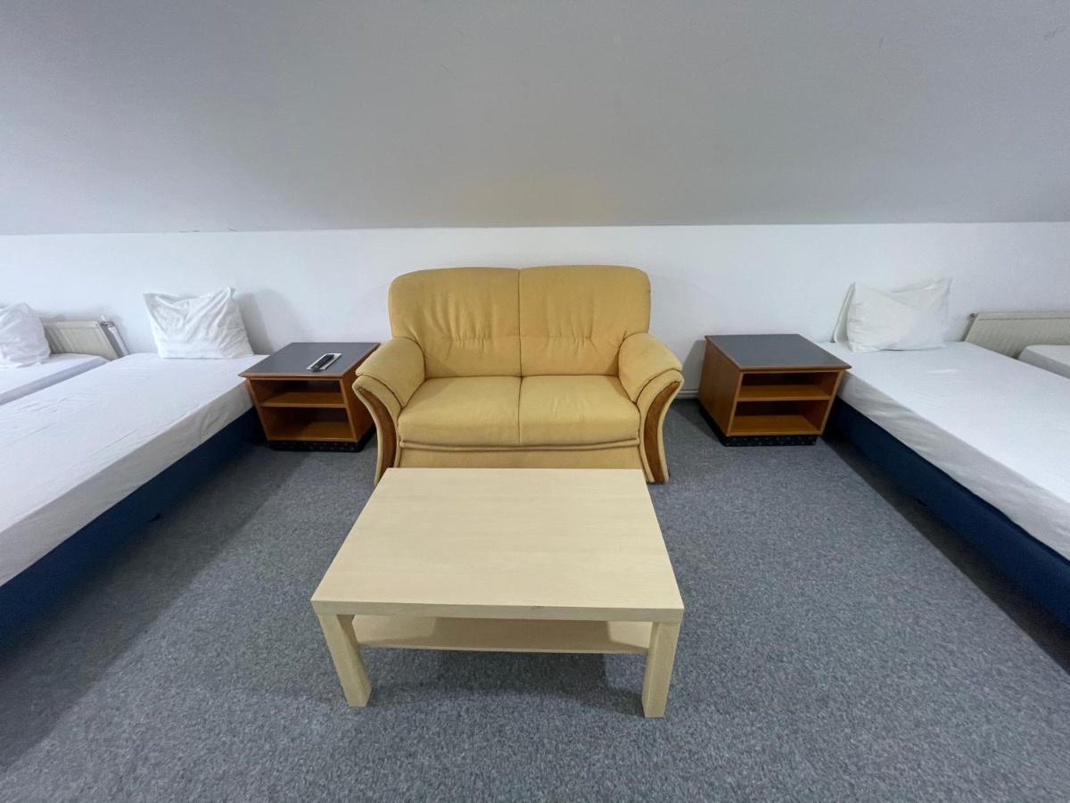 Z House Apartment Sibiu Bagian luar foto