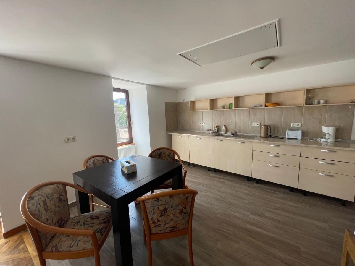 Z House Apartment Sibiu Bagian luar foto
